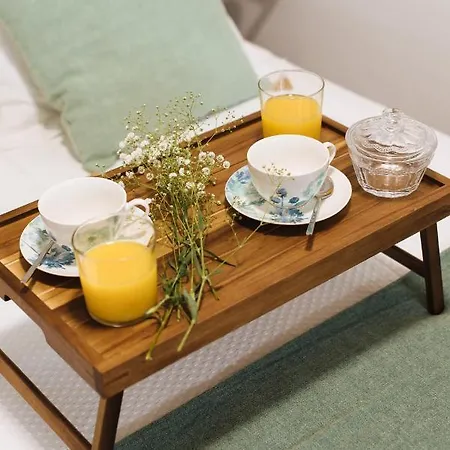 Aitana's Retreat With Charming Garden Appartement