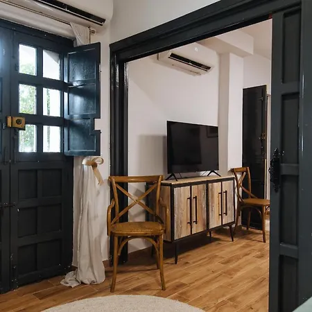 Appartement Aitana's Retreat With Charming Garden *